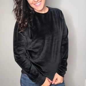 Velvet crewneck sweatshirt